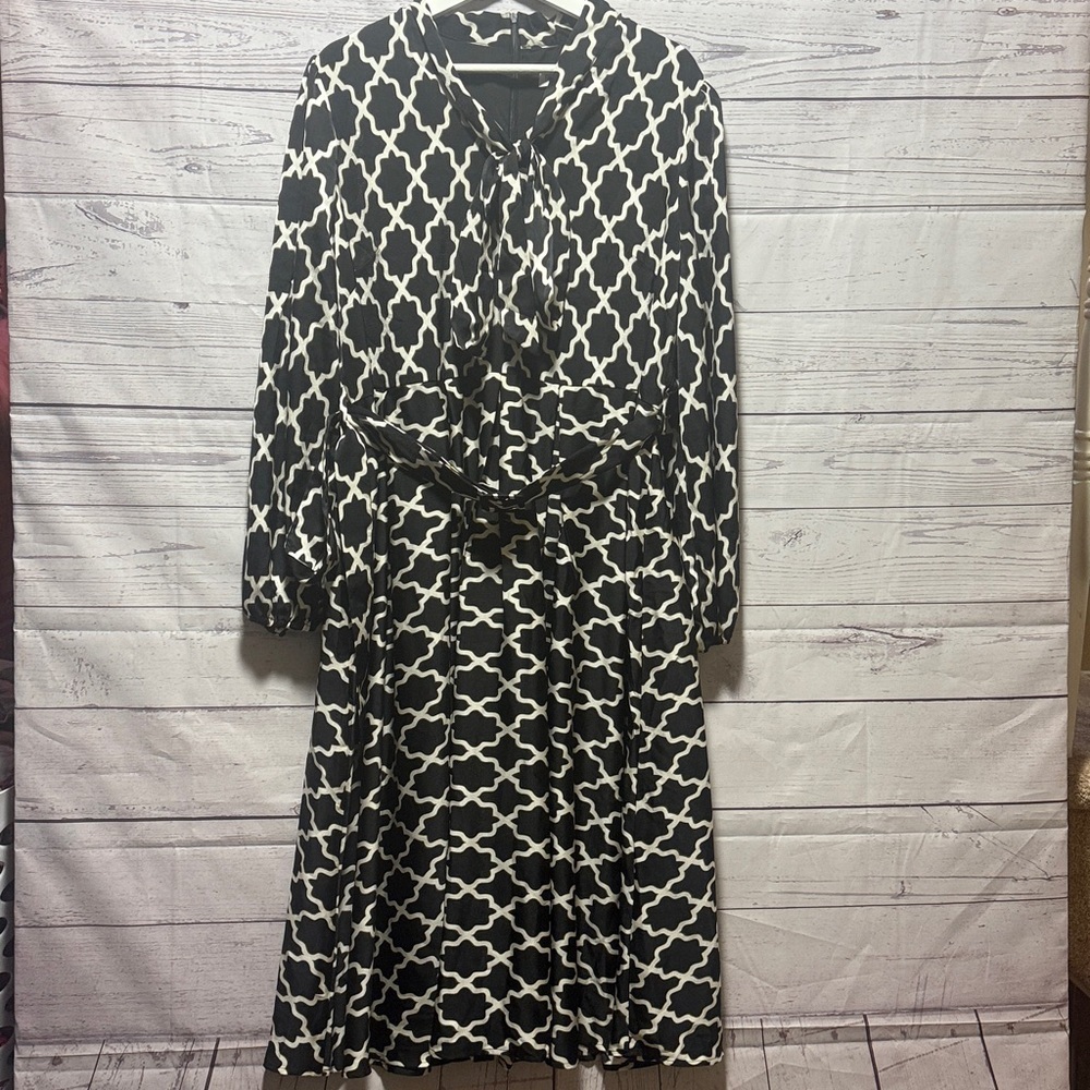 Jasambac Longsleeve Dress